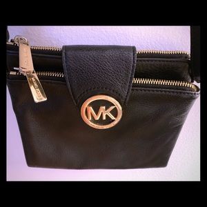 Michale Kors crossbody